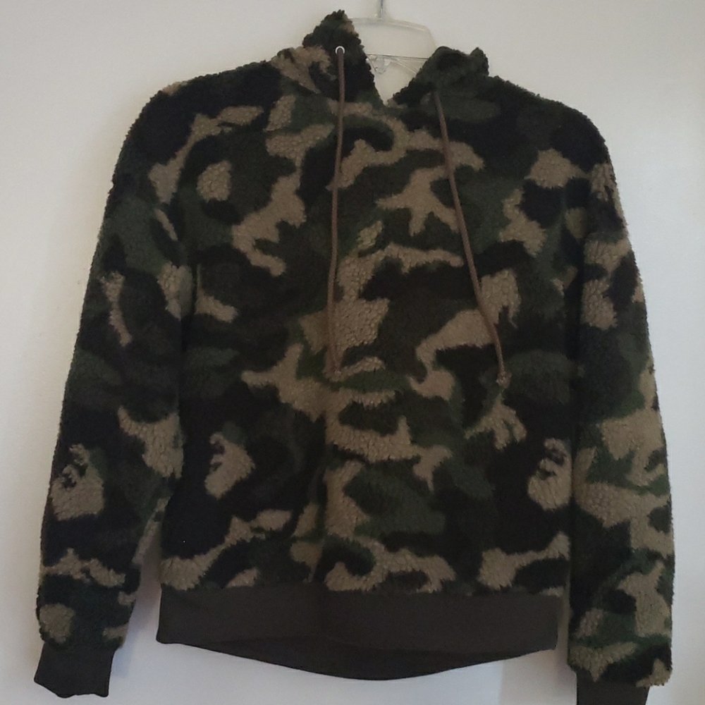 Teddy Fleece Hoodie  Camo Size XS